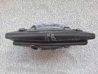 Bolso Portátil Farmasi Negro Cocodrilo