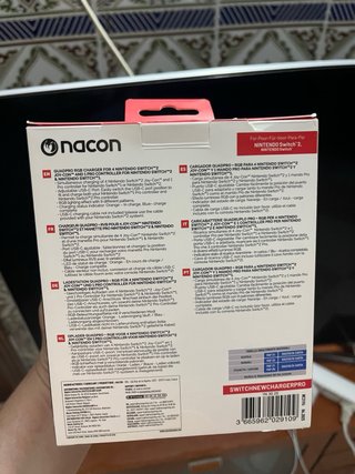 Soporte Nacon para mando Switch Pro
