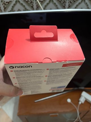 Soporte Nacon para mando Switch Pro