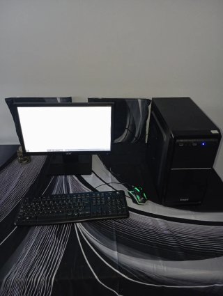 Ordenador de sobremesa completo
