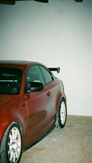 Alerón deportivo coche
