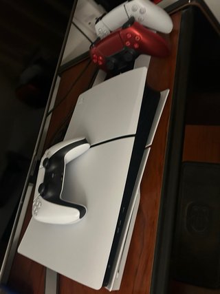 Playstation 5 Slim 1TB + 3 Mandos y cargador