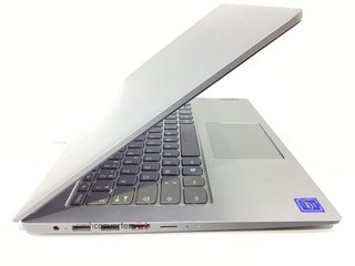 pc portatil lenovo 81vu