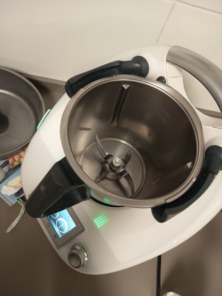 Thermomix TM5 + Cookidoo + Accesorios + Libros