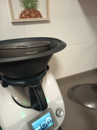Thermomix TM5 + Cookidoo + Accesorios + Libros