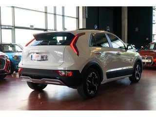Kia e-Niro Concept (Long Range) 150 kW (204 CV)