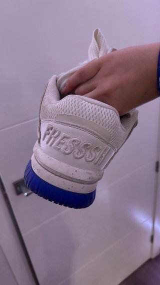 Zapatillas ssstufff blancas y azules