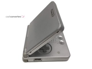 nintendo game boy advance sp