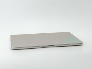 MacBook Air 13" M2 (2022) 8 CPU/8 GPU núcleos - SSD 512Gb - RAM 8GB - Dorado