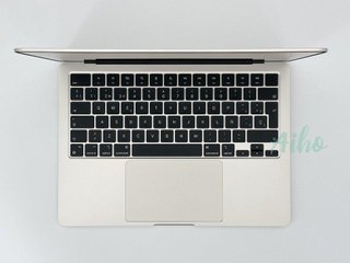 MacBook Air 13" M2 (2022) 8 CPU/8 GPU núcleos - SSD 512Gb - RAM 8GB - Dorado