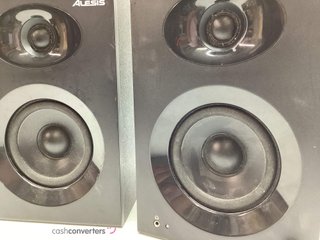 altavoces pc alesis elevate 4