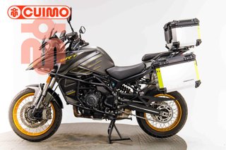 QJ MOTOR SRT 900 SX