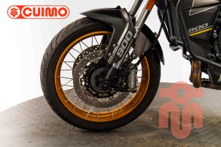 QJ MOTOR SRT 900 SX