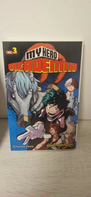 Comics My Hero Academia nº 01, 02 y 03.