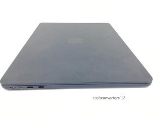 portatil apple apple macbook air m2 8-core 3.4 13 (10gpu) (2022) (a2681)
