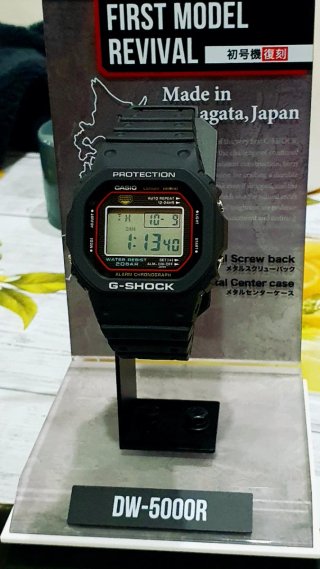 Reloj Casio DW-5000R Revival