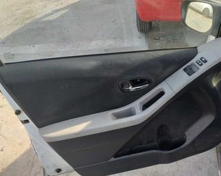 301762 paragolpes trasero toyota yaris live