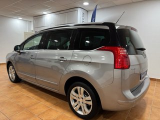 Peugeot 5008 2015