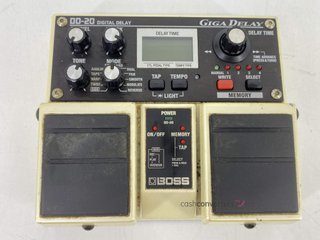pedal efectos boss dd-20 giga delay