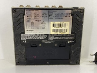 pedal efectos boss dd-20 giga delay