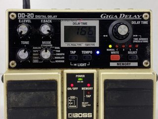 pedal efectos boss dd-20 giga delay