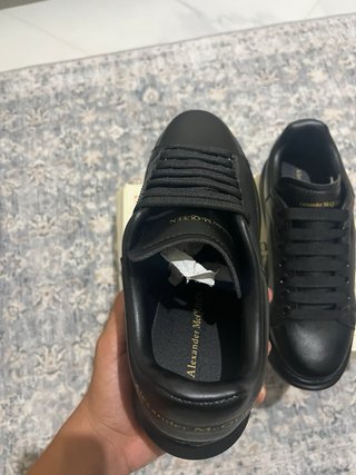 Alexander McQueen Zapatillas Negras