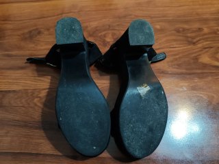 Sandalias de tacón negras