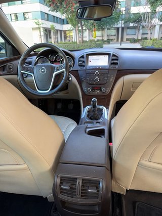 Opel Insignia 2011