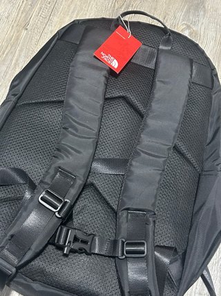 Mochila The North Face Negra y Gris
