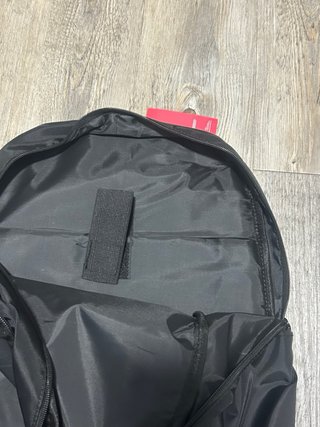 Mochila The North Face Negra y Gris