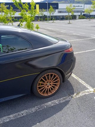 Alfa Romeo GT 2004