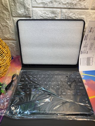 Funda con teclado Ipad pro 11