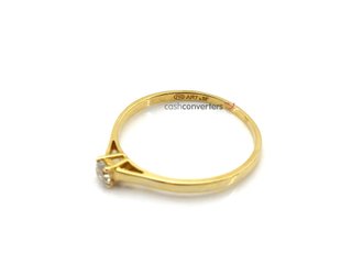 anillo oro 18k con piedra con diamante