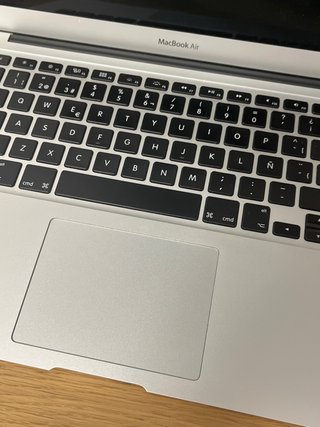 MacBook Air 13 (13-inch, 2017)