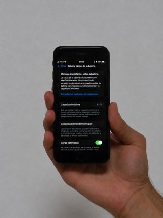 iPhone SE (2020) Negro - 81% Batería