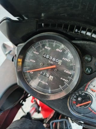 Honda CBF 125 2012 Roja y Negra
