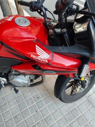 Honda CBF 125 2012 Roja y Negra