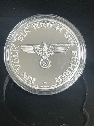 Moneda conmemorativa Adolf Hitler