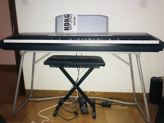 Piano KORG SP-250 - Poco uso