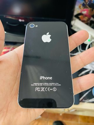 iPhone 4 16GB Libre + Juegos