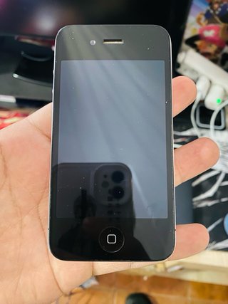iPhone 4 16GB Libre + Juegos