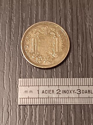 Antigua Moneda 2.50 Pesetas 1953