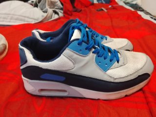 Tênis Nike Azul e Branco
