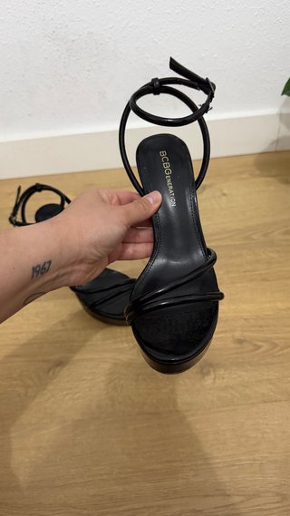 Sandalias BCBGMAXAZRIA Tacon Negro Talla 36