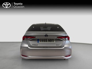 TOYOTA COROLLA SEDAN 1.8 HYBRID STYLE PLUS E-CVT 140 4P
