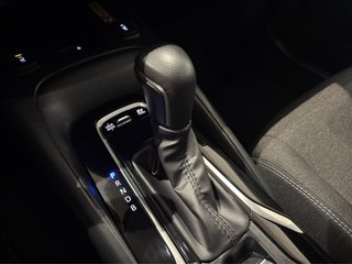 TOYOTA COROLLA SEDAN 1.8 HYBRID STYLE PLUS E-CVT 140 4P