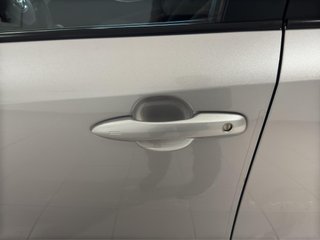 TOYOTA COROLLA SEDAN 1.8 HYBRID STYLE PLUS E-CVT 140 4P