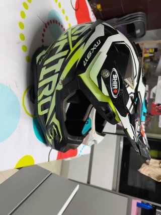 Casco Motocros Leopard SHIRO  casco 63 € los 2 110