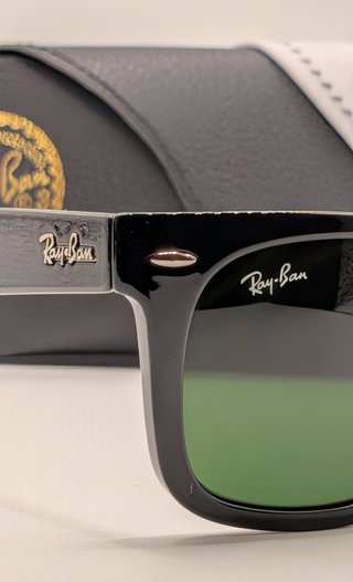 ÚNICO | Gafas de Sol Ray-Ban Wayfarer Negras
