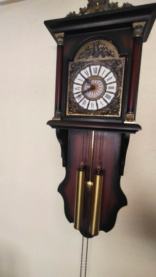 Reloj de Pared Antiguo